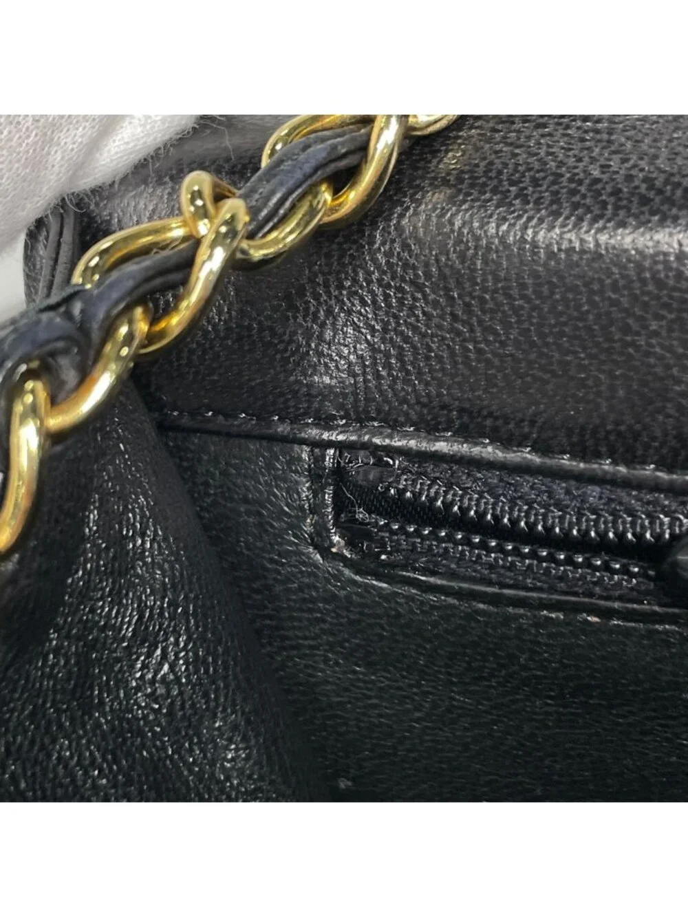 Chanel CC Logo Chain Shoulder Bag Quilted Leather Black